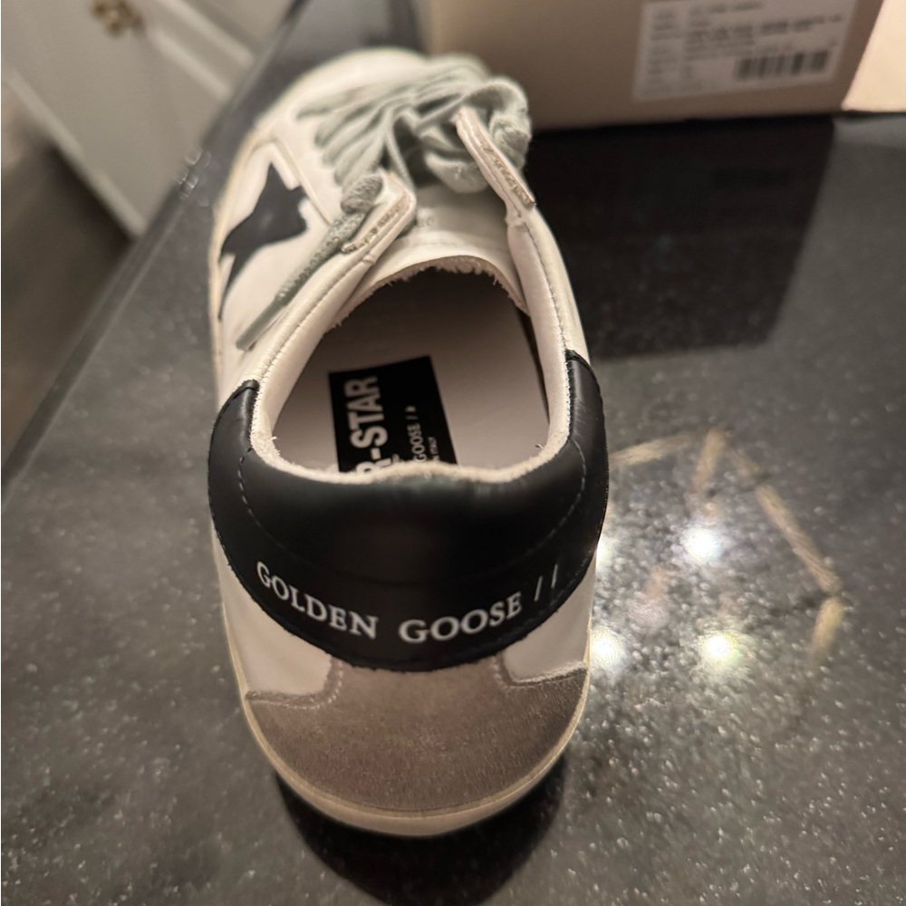 NIB Golden Goose Super Star leather sneakers. Size 39 - Picture 2 of 8